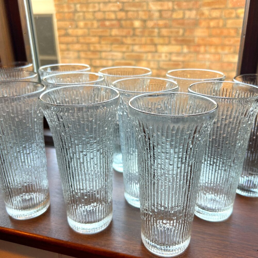 12 Jeannette Finlandia Glass Flared Tumblers, Clear